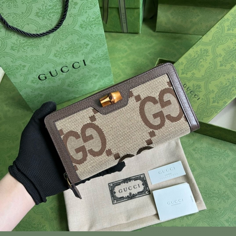 G*u*i wallets & purse
